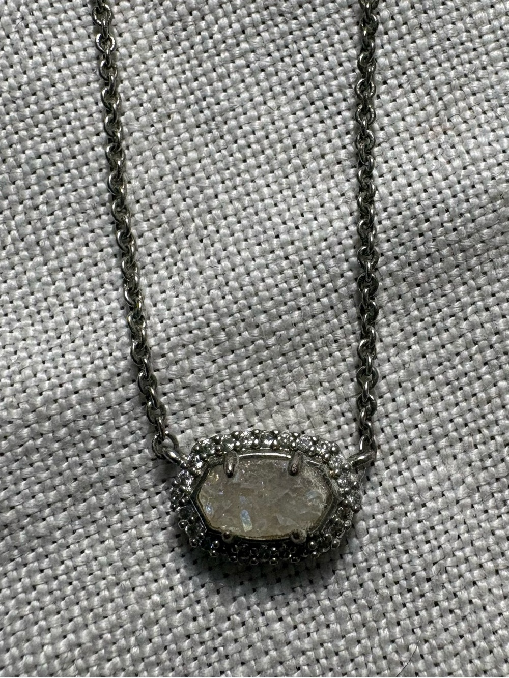 Kendra Scott Silver Oval White Drusy Pendant Necklace